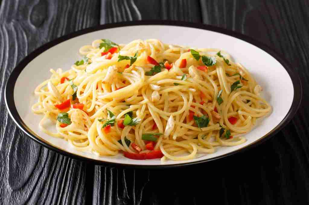 SPAGHETTI AGLIO, OLIO & PEPERONCINO